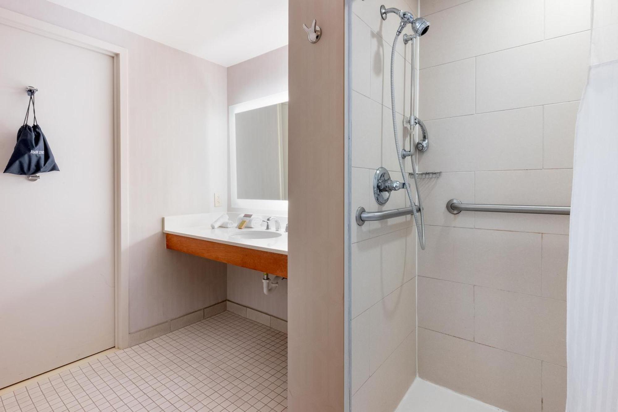 ดับเบิลทรี บาย ฮิลตัน แอตแลนตา แอร์พอร์ต Hotel คอลเลจพาร์ค ภายนอก รูปภาพ